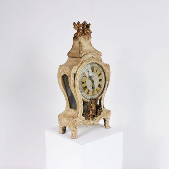 409 Rococo clock