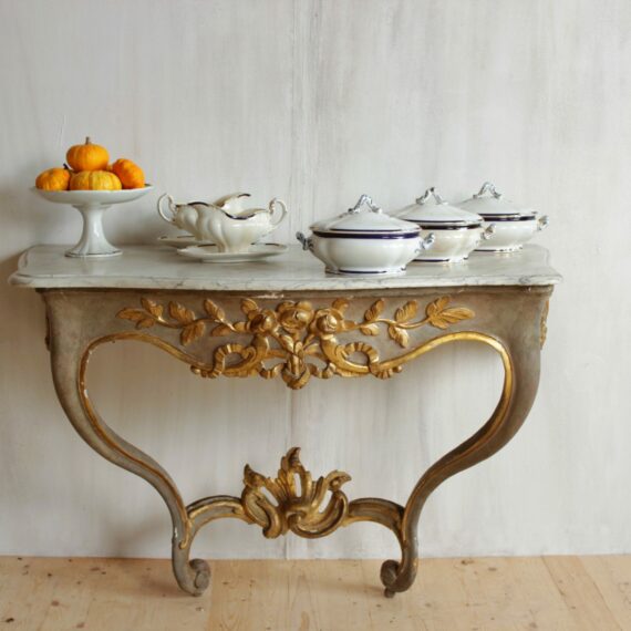 719 green Swedish console