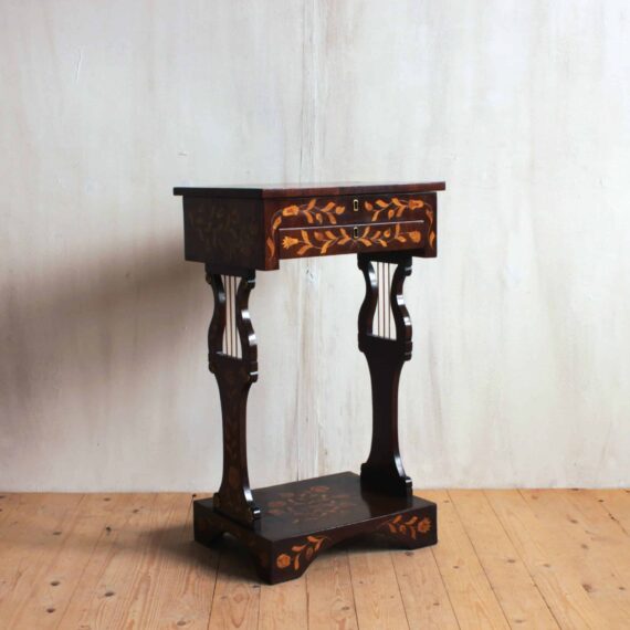 820 Travailleuse for Holland.2