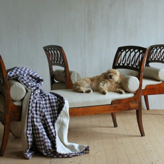 898 pair of banquettes